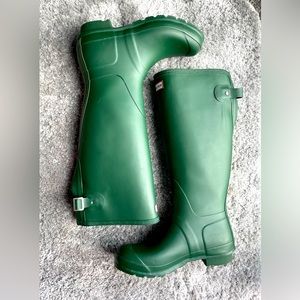 Hunter Adjustable Tall Rain Boots